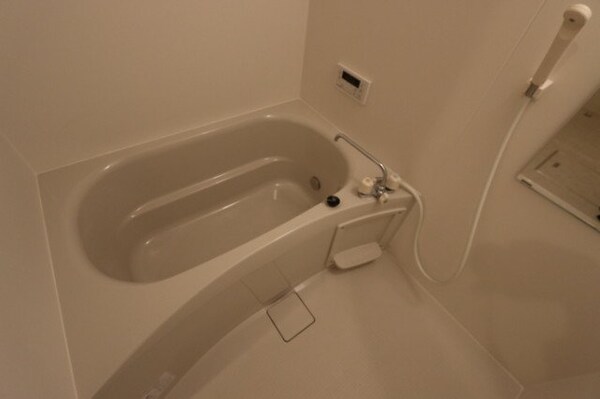 バス・シャワールーム　日々の暮らしに欠かせないお風呂です
