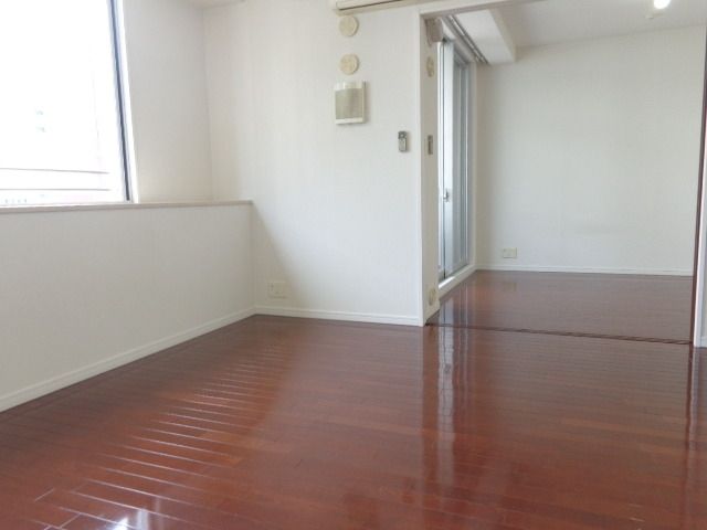 その他部屋・スペース　出窓タイプ