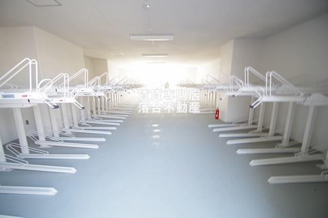 その他共有部分　敷地内駐輪場完備