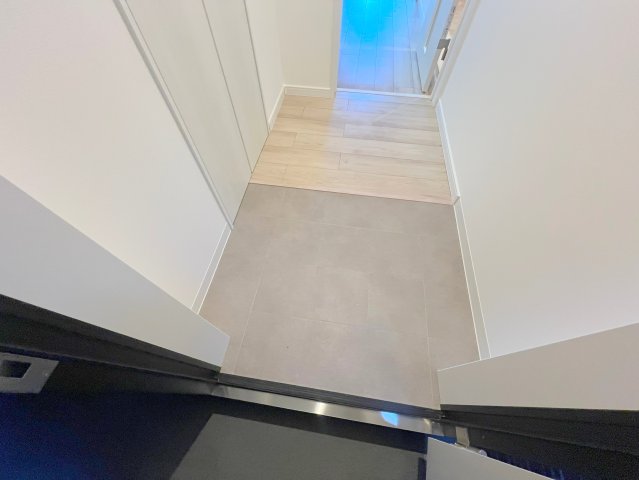 玄関　素敵な玄関は毎朝あなたを元気に送りだしてくれますよ。