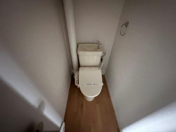 トイレ　※別部屋の写真です