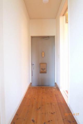 玄関　明るい玄関です