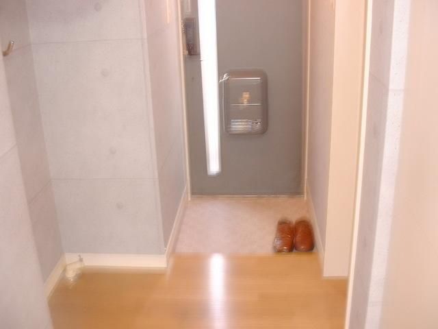 玄関　★お問い合わせはタウンハウジングまで★