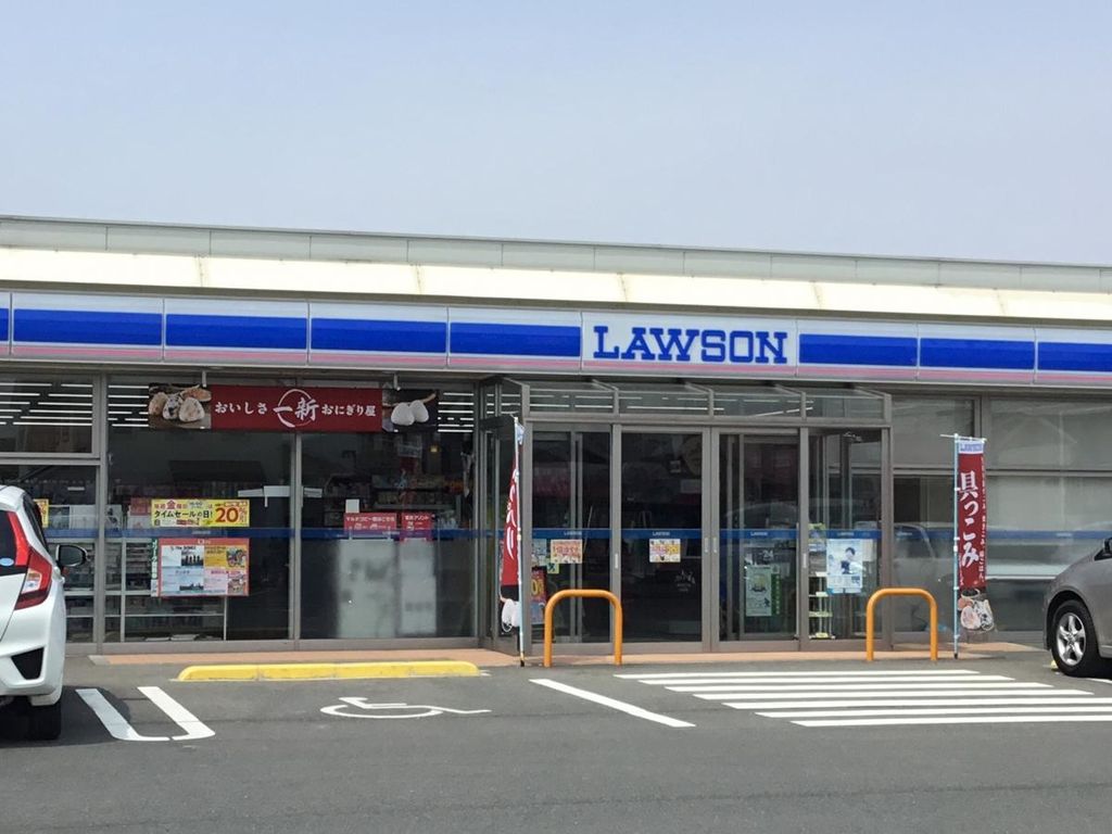 コンビニ　ローソンさいたま西区役所前店（コンビニ）まで440m