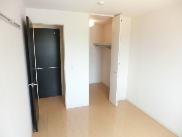 その他部屋・スペース　お部屋が明るいと気分も明るくなりますね！