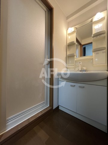 洗面設備　ドミトリオ仁王田　洗面台