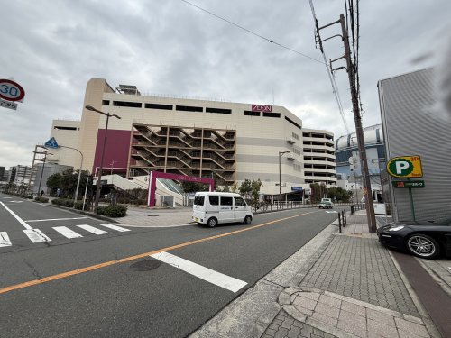 コンビニ　ファミリーマート 桜川2丁目店（コンビニ）まで463m