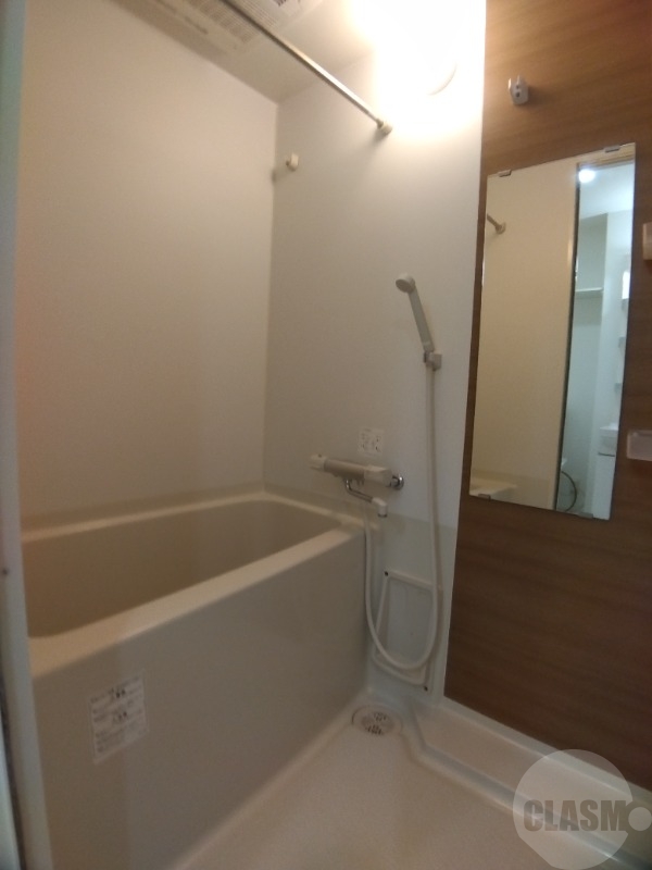 バス・シャワールーム　清潔感のあるバスルーム♪