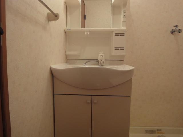 洗面設備　洗髪洗面化粧台