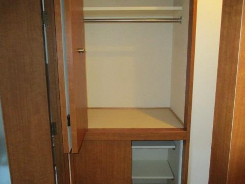 収納　クローゼット