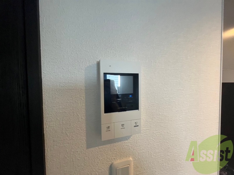 セキュリティ　ＴＶモニター付インターホンです。来客者の顔が見えるので安心！