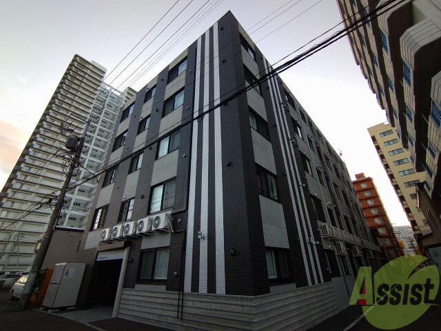 建物外観　札幌市中央区南八条西「リッツグランデ中島公園」