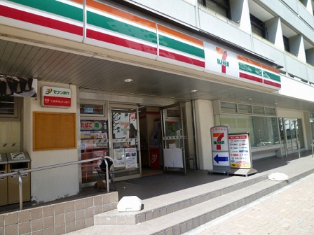 コンビニ　セブンイレブン 名古屋栄２丁目東店（コンビニ）まで93m