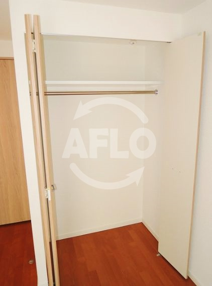 収納　レオンコンフォート難波ブラン　クローゼット