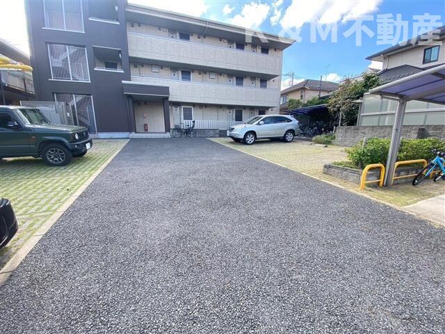 駐車場　駐車場です