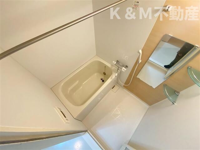 バス・シャワールーム　ゆったり過ごせるお風呂です