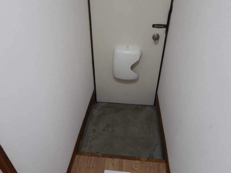 玄関　※別部屋写真参照