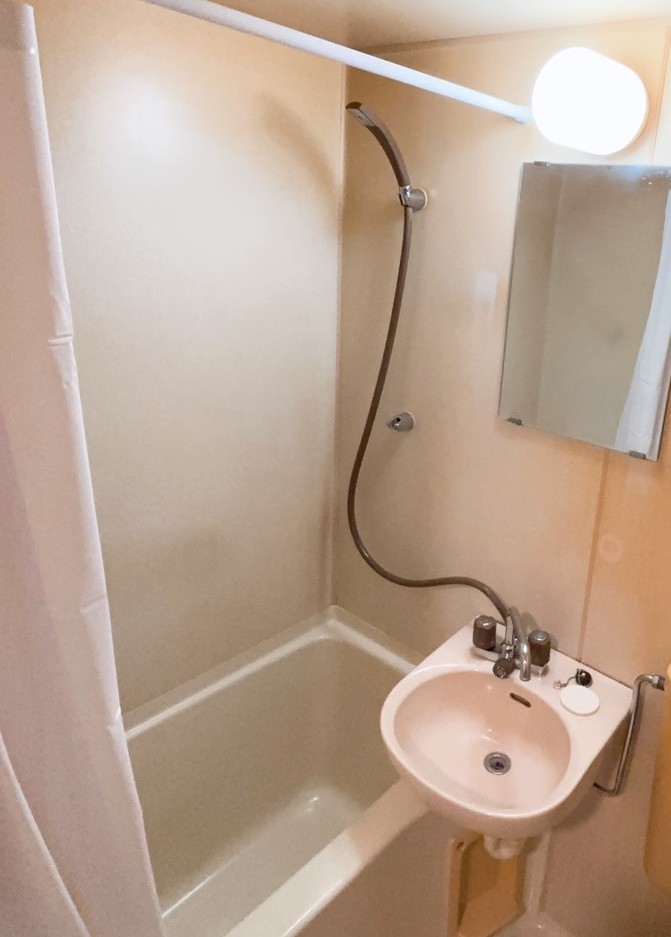 バス・シャワールーム　ゆったり過ごせるお風呂です