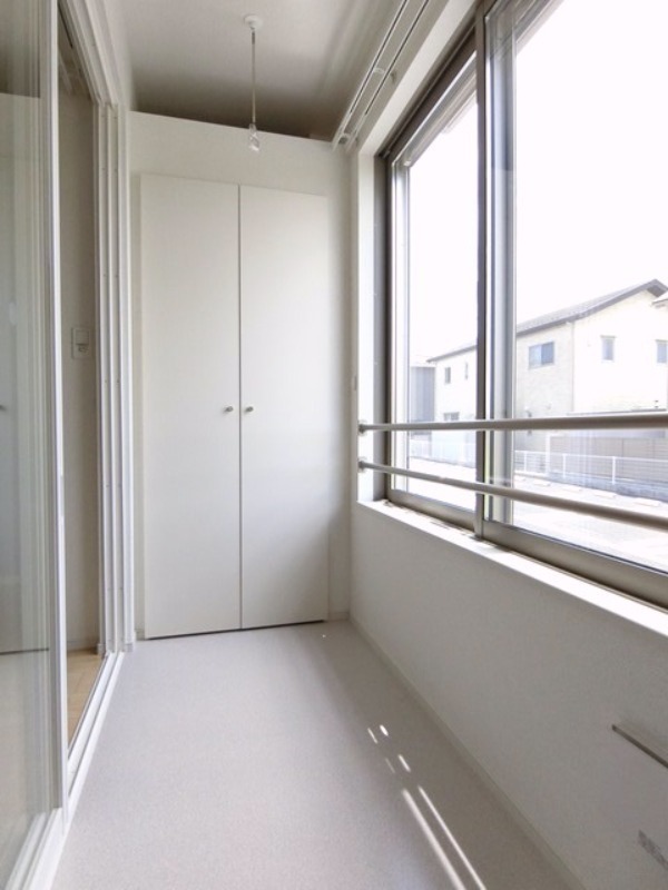 バルコニー　図面と現状に相違がある場合には現状を優先