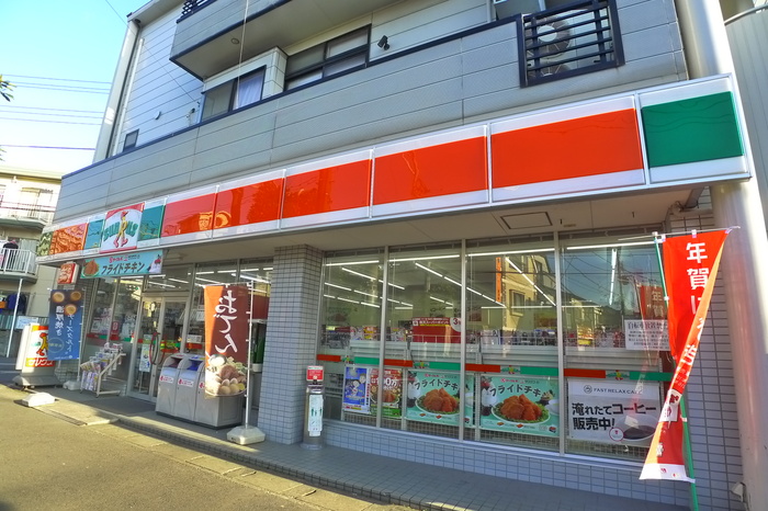 コンビニ　サンクス（コンビニ）まで86m