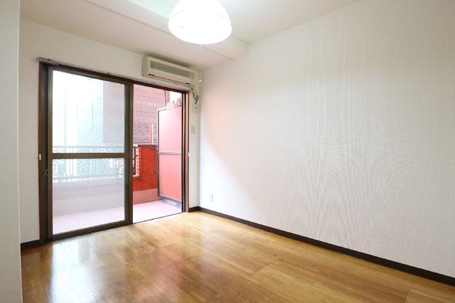 居室・リビング　居室