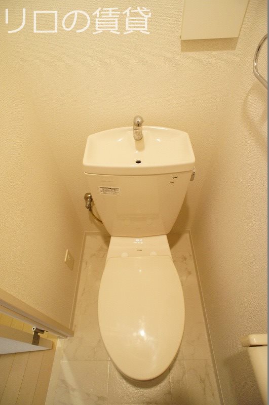 トイレ　別号室