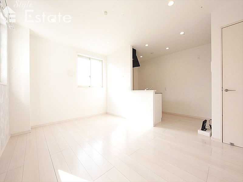 居室・リビング　内装