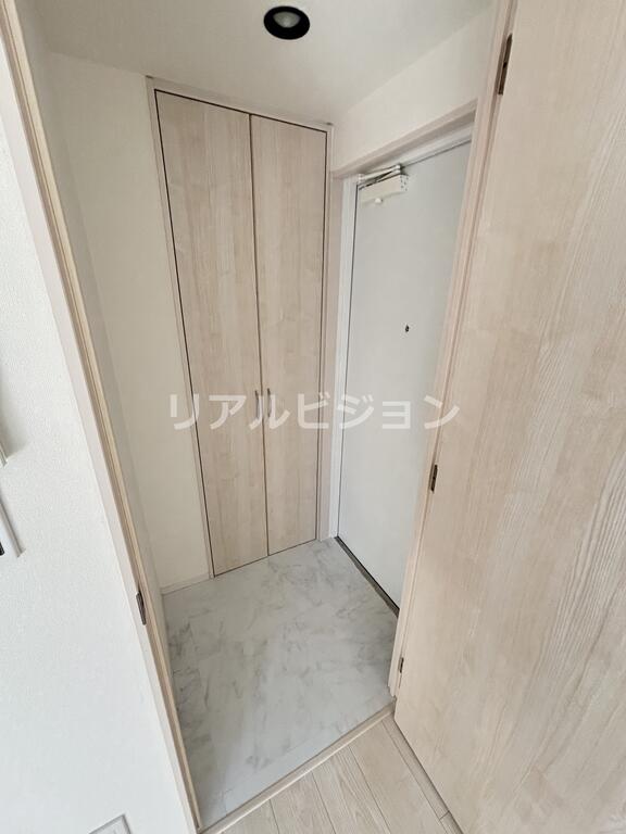 玄関　※こちらの写真は他部屋になり参考写真です