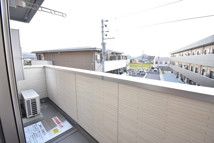 バルコニー　バルコニー