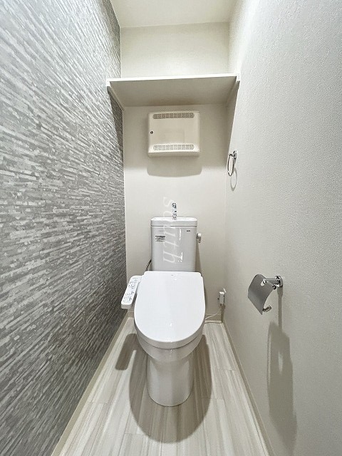 トイレ　ウォシュレット付きのトイレ