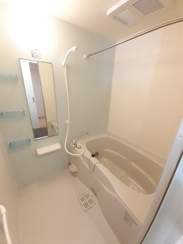 バス・シャワールーム　日々の暮らしに欠かせないお風呂です