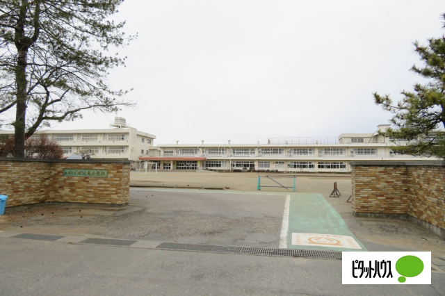 小学校　奥州市立水沢南小学校（小学校）まで680m