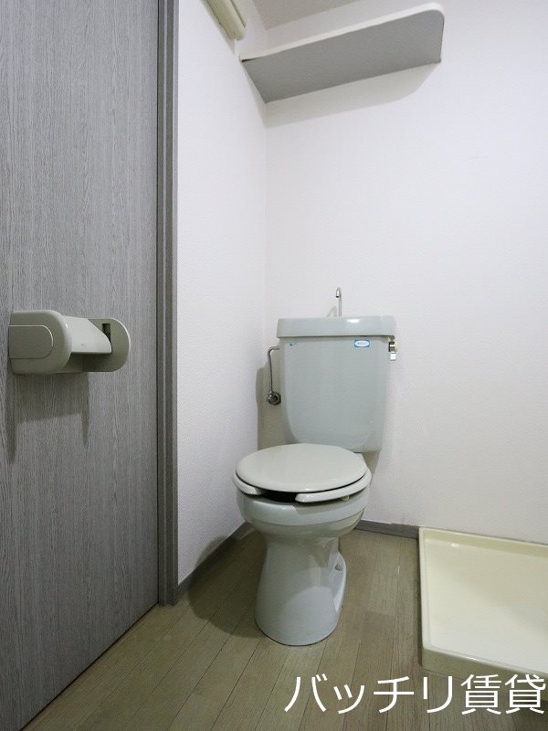 トイレ　別号室イメージの為、現状を優先致します。