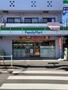 コンビニ　ファミリーマート新宿上落合店（コンビニ）まで14m