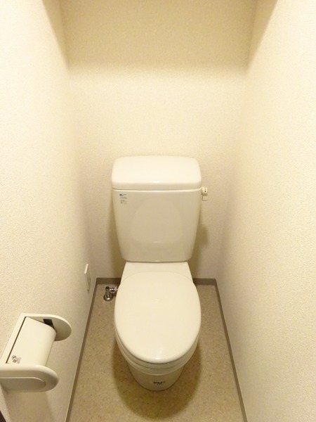 トイレ　落ち着いたトイレです