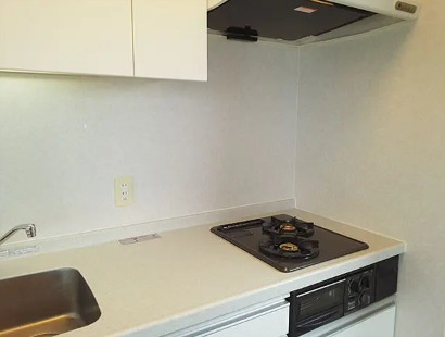 キッチン　別部屋参考写真になります