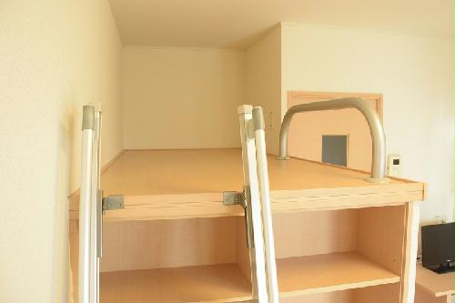 その他部屋・スペース　上で寝るもよし。