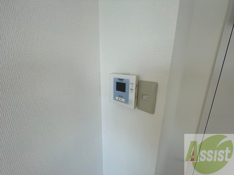 その他設備　ＴＶモニター付インターホンです。来客者の顔が見えるので安心！