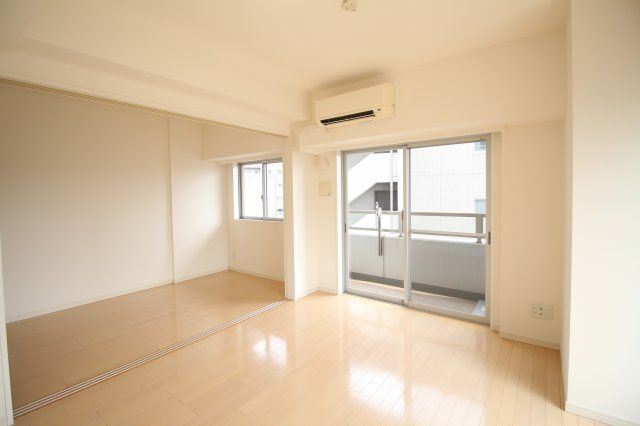 居室・リビング　（別タイプ参考写真）センテニアル王子神谷　北区神谷1