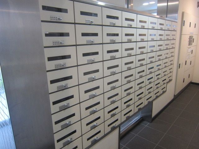 エントランス　★お問い合わせはタウンハウジングまで★