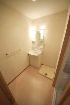洗面設備　★築浅オートロックマンション★防犯カメラあり★ウォークイン…