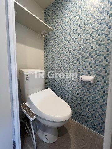 トイレ　反転タイプ