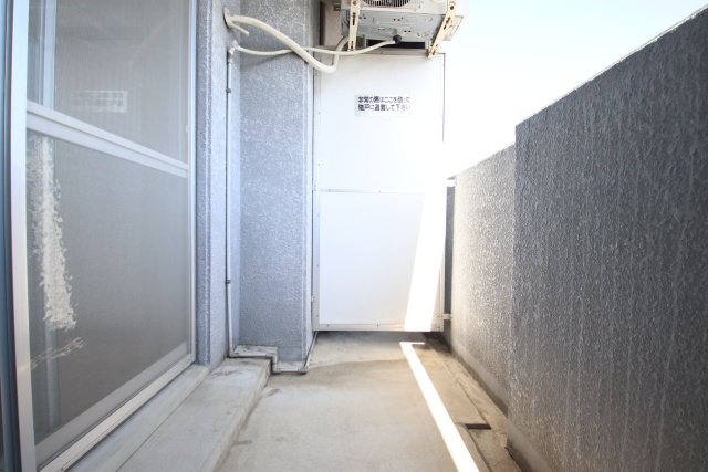 バルコニー　※別号室のお写真のため現況優先