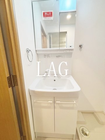 洗面設備　洗面台です。
