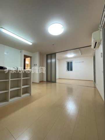 居室・リビング　同仕様　同施工会社　リビング