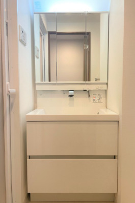 洗面設備　同仕様