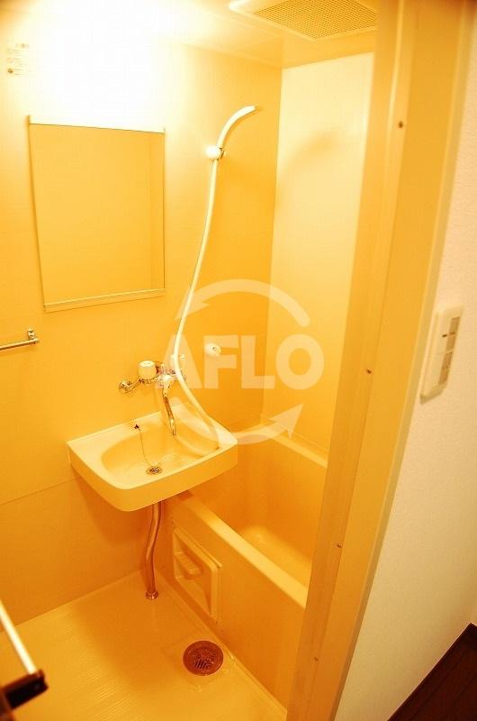 バス・シャワールーム　リーガル西長堀　バスルーム