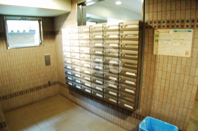 その他共有部分　リーガル西長堀　メールボックス