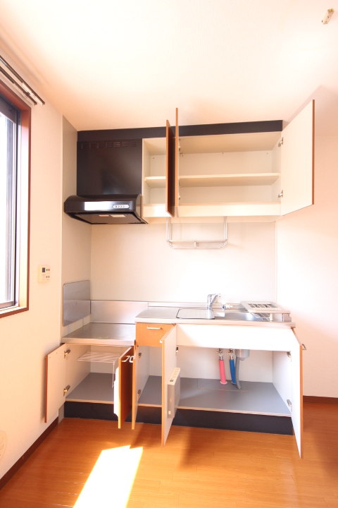 キッチン　キッチン、流し台収納です！