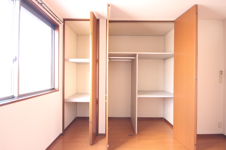 収納　北側洋室、クローゼットです！